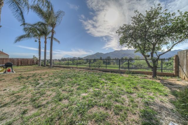 10917 Breezy Meadow Drive, Moreno Valley, CA 92557