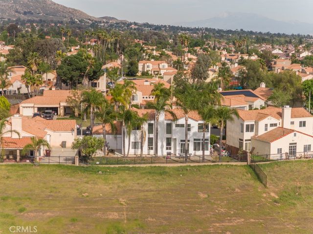 10917 Breezy Meadow Drive, Moreno Valley, CA 92557