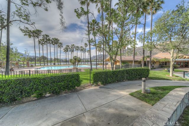 10917 Breezy Meadow Drive, Moreno Valley, CA 92557