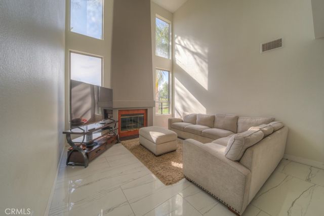 10917 Breezy Meadow Drive, Moreno Valley, CA 92557