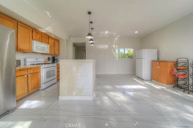 10917 Breezy Meadow Drive, Moreno Valley, CA 92557