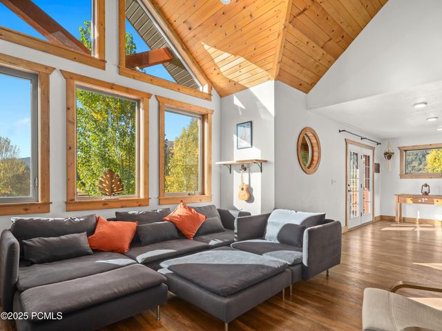 4068 E 3300, Liberty, UT 84310