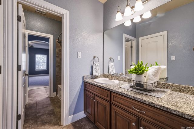 1002 Gazania Hill, San Antonio, TX 78260