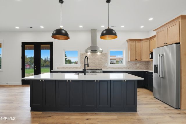 260 Shannon View Road, Johnson City, TN 37615