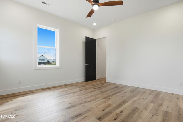 260 Shannon View Road, Johnson City, TN 37615