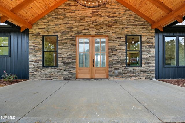 260 Shannon View Road, Johnson City, TN 37615