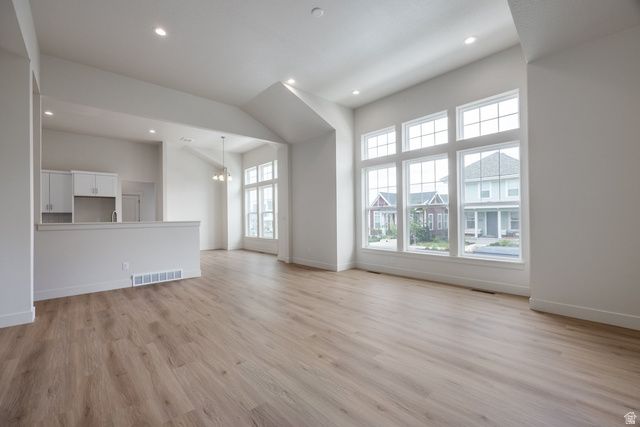 11192 S EASY BEE RD, South Jordan, UT 84009