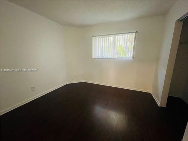 3449 NW 44th Street 108, Oakland Park, FL 33309