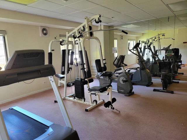 6340 AMERICANA Drive 606, Willowbrook, IL 60527