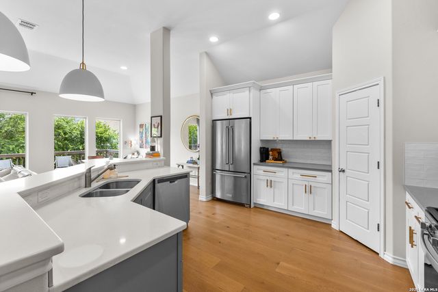 28210 VERSANT HLS, Boerne, TX 78015