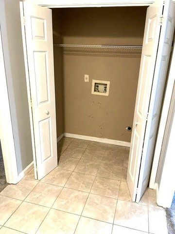 1013 Travelers Trail NW, Kennesaw, GA 30144
