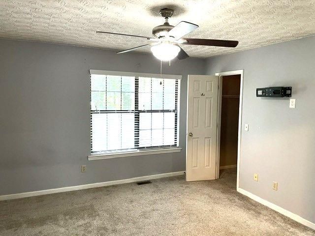 1013 Travelers Trail NW, Kennesaw, GA 30144