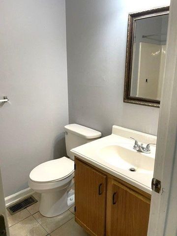 1013 Travelers Trail NW, Kennesaw, GA 30144