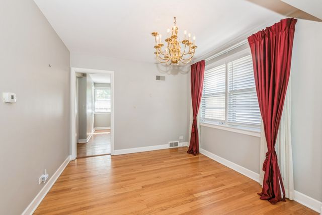 1919 Sunnyside Avenue, Westchester, IL 60154