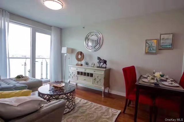 14238 37th Avenue 13D, Flushing, NY 11354