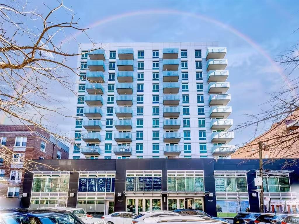 14238 37th Avenue 13D, Flushing, NY 11354