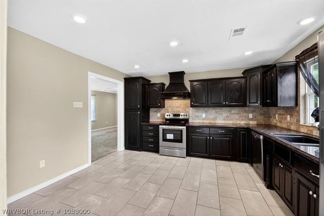 4204 S 17th Street, Fort Smith, AR 72901
