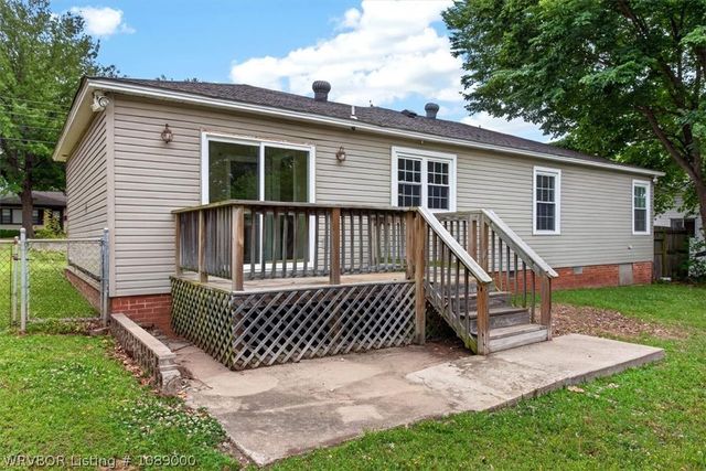 4204 S 17th Street, Fort Smith, AR 72901