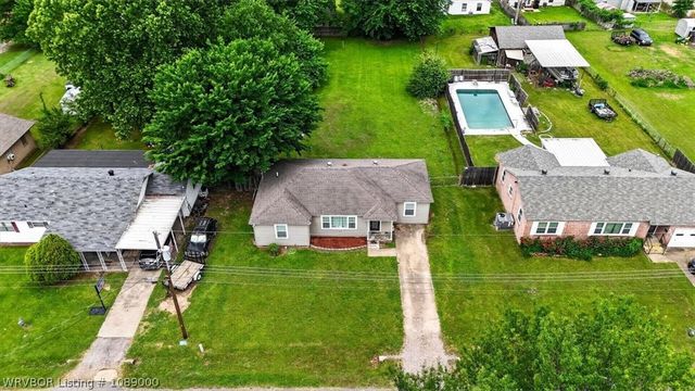 4204 S 17th Street, Fort Smith, AR 72901