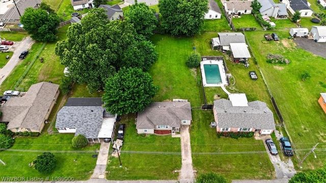 4204 S 17th Street, Fort Smith, AR 72901
