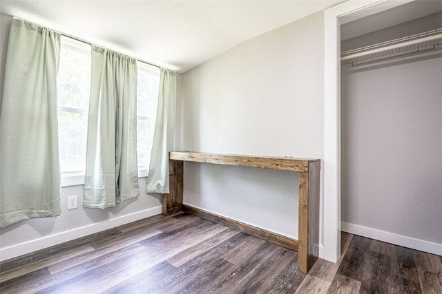 167 W Ross Street, Walnut Springs, TX 76690