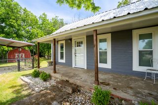167 W Ross Street, Walnut Springs, TX 76690