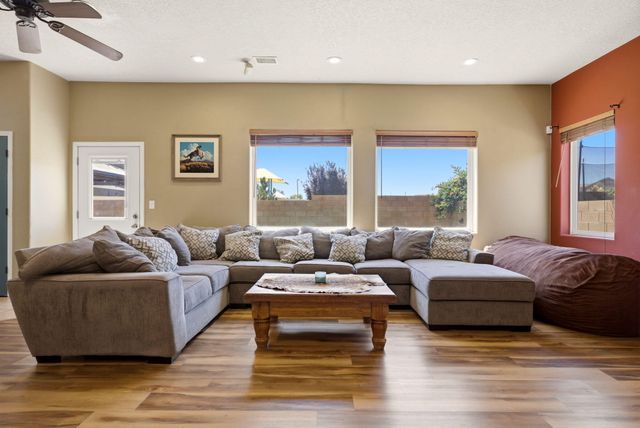1460 Reynosa Loop SE, Rio Rancho, NM 87124