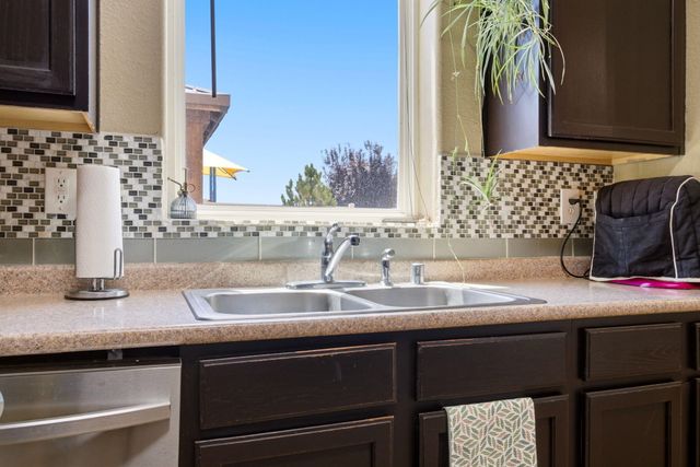 1460 Reynosa Loop SE, Rio Rancho, NM 87124