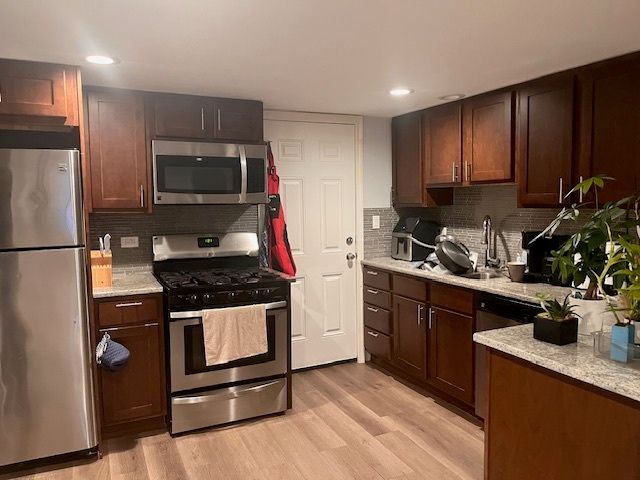 5436 W Dakin Street, Chicago, IL 60641