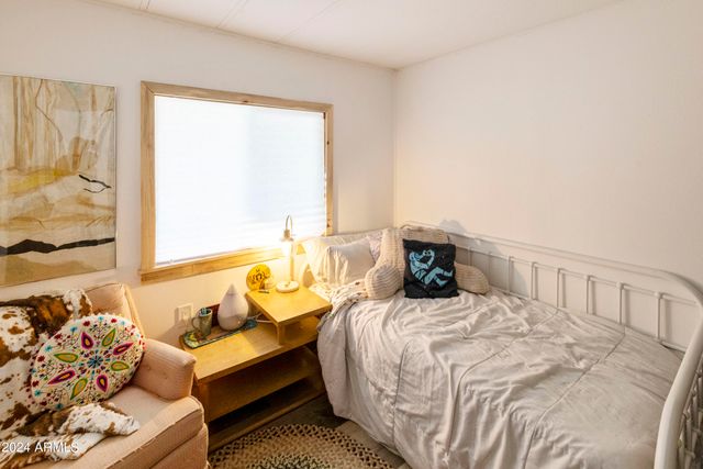 555 W Warner Road 156, Chandler, AZ 85225