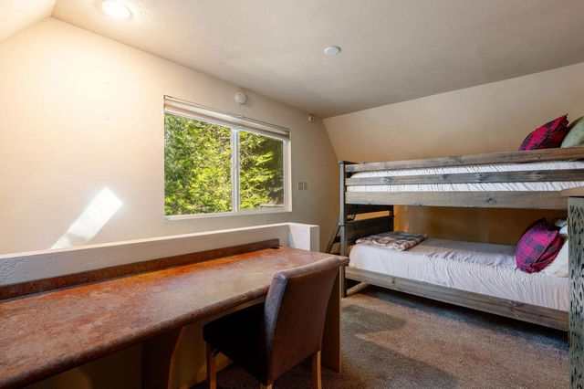 52172 Acorn Lane, Idyllwild, CA 92549