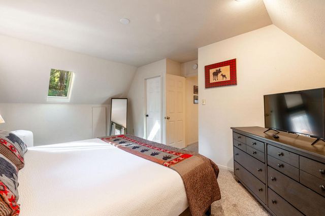 52172 Acorn Lane, Idyllwild, CA 92549