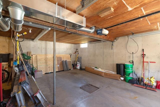 413 Lincoln, Parkersburg, IA 50665