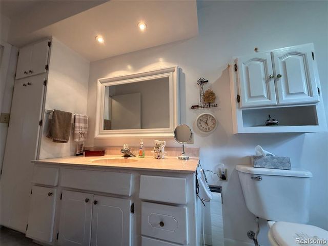 2770 N Dearing Road, Parma, MI 49269