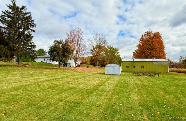 2770 N Dearing Road, Parma, MI 49269