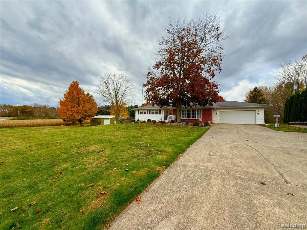 2770 N Dearing Road, Parma, MI 49269