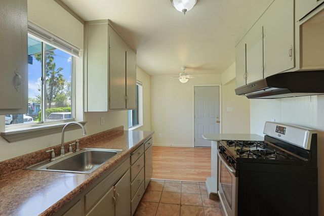 444 Raymond Dr, Ione, CA 95640