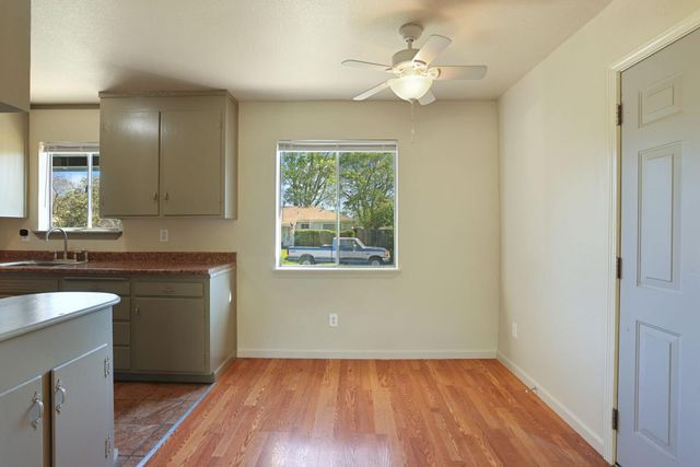 444 Raymond Dr, Ione, CA 95640