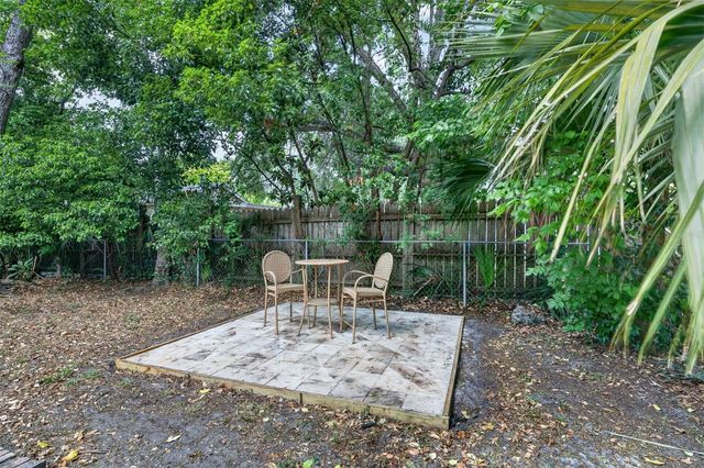 502 NW 6TH AVENUE, Gainesville, FL 32601