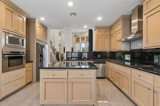 628 Bomar Street, Houston, TX 77006