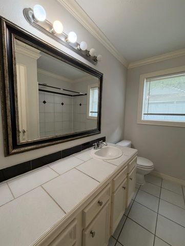 613 Pacific Street 1, Houston, TX 77006