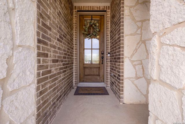 2182 Indigobush Drive, New Braunfels, TX 78132