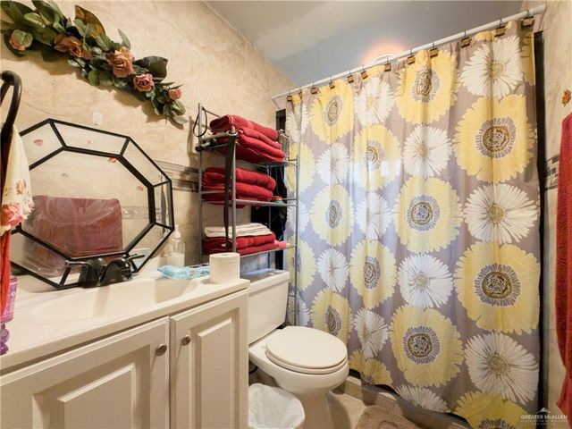 21707 Hidalgo Street, Edcouch, TX 78538