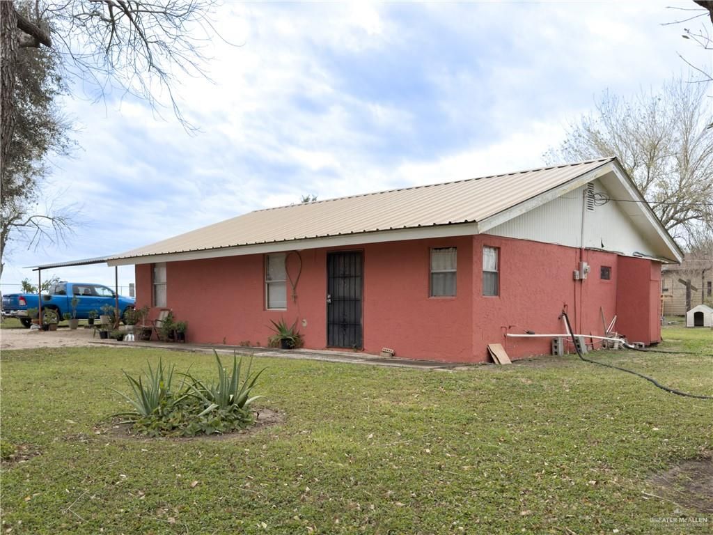 21707 Hidalgo Street, Edcouch, TX 78538