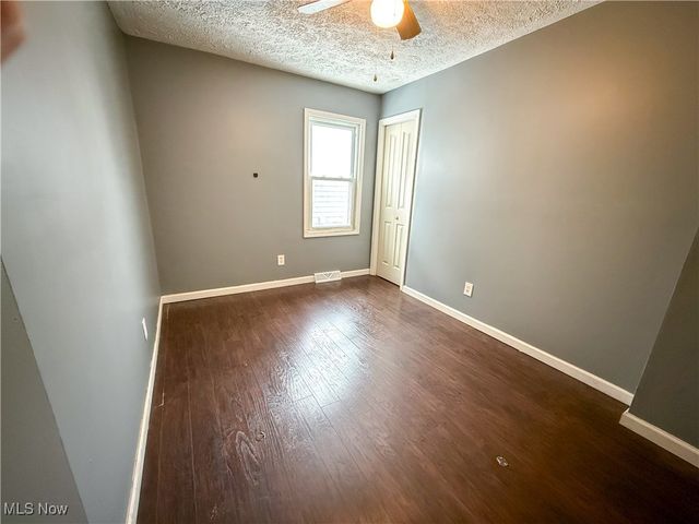 1578 Salem Avenue, Akron, OH 44306