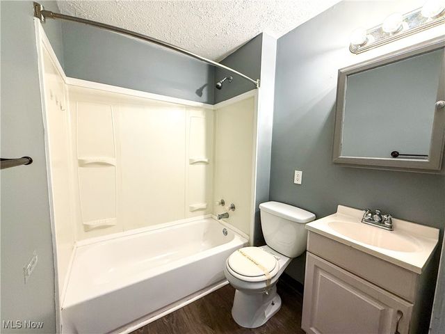 1578 Salem Avenue, Akron, OH 44306