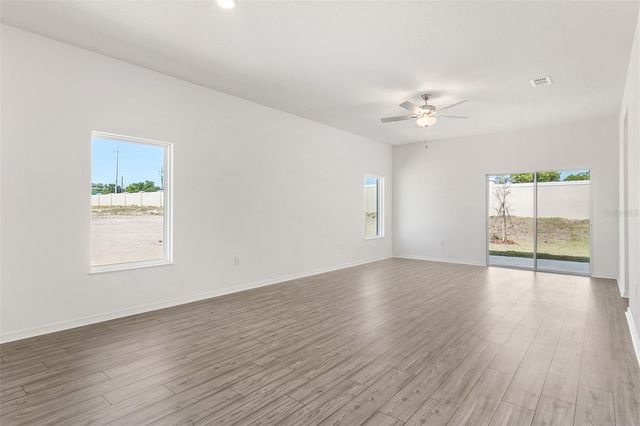 1802 WHITE ELEPHANT LOOP, Winter Haven, FL 33884