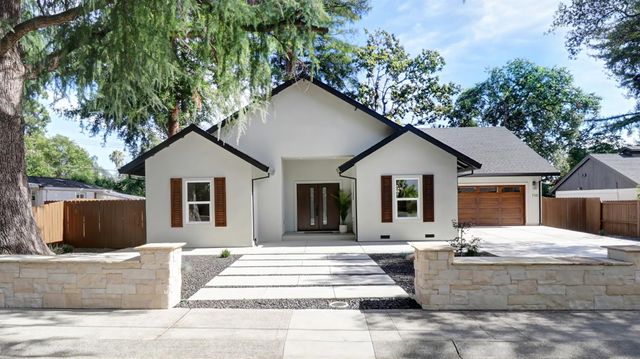 710 Hillcrest Ave, Roseville, CA 95678