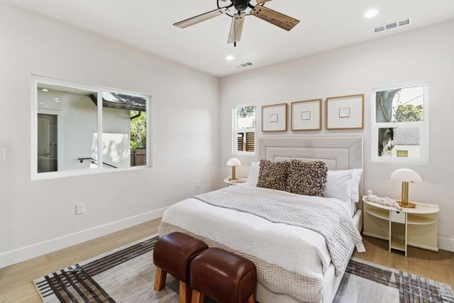 710 Hillcrest Ave, Roseville, CA 95678