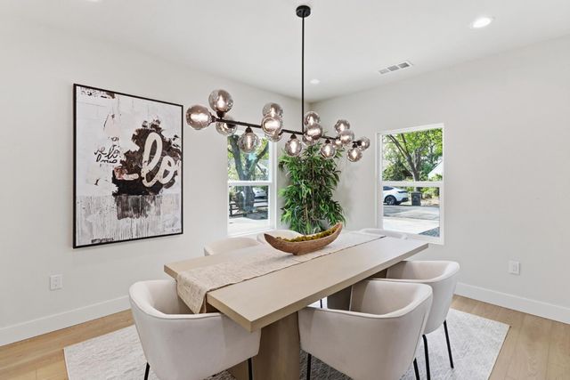 710 Hillcrest Ave, Roseville, CA 95678